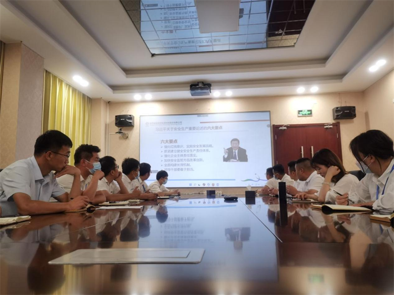 神木分公司“安全生产法律法规”宣讲如火如荼-1.png