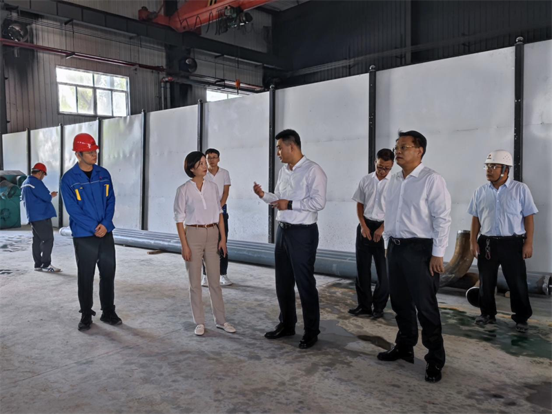 咸阳市高新区管委会领导到咸阳公司督查指导“煤改气”工作进展情况-2.png