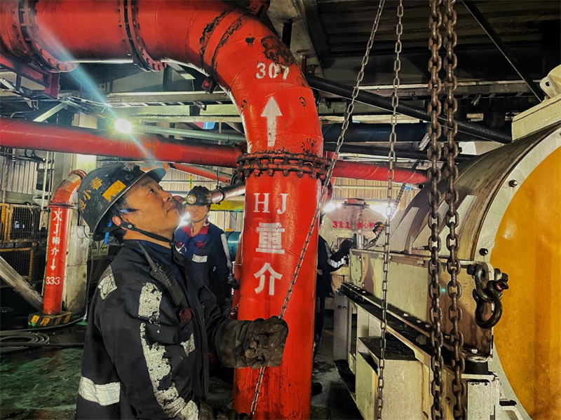 选煤公司：“冬病秋治”，确保设备“稳过冬”-3.png