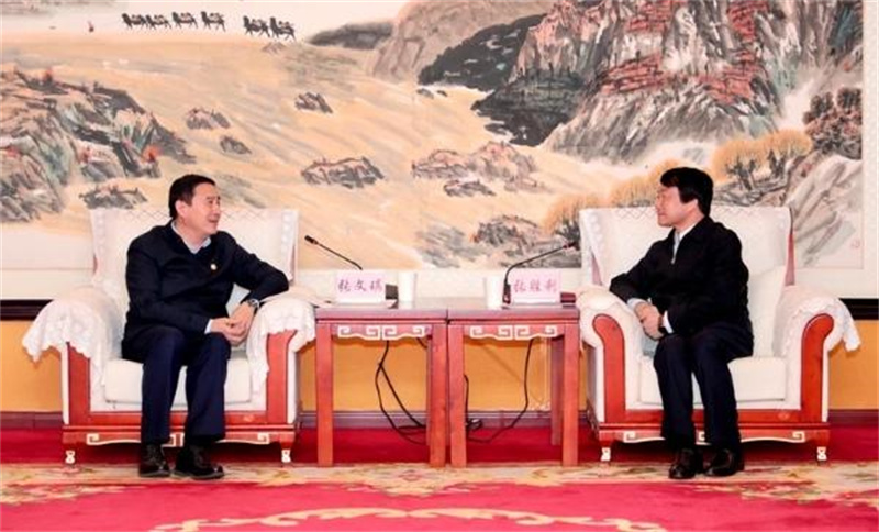 陕煤集团与榆林市政府举行座谈会2.jpg